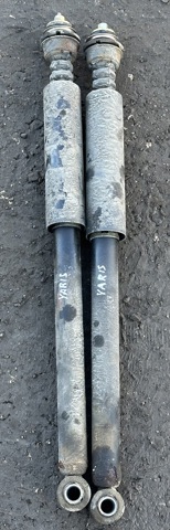 Амортизатор задній, правий 4853009840 TOYOTA