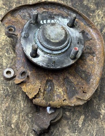 Кулак поворотний лівий 527502F110 HYUNDAI