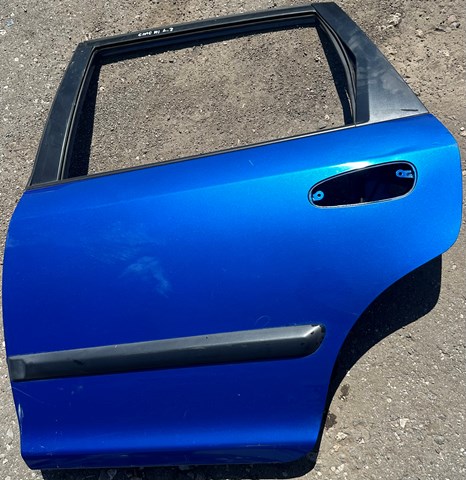 Двері задні, ліві Honda Civic 7 EU, EP, EV