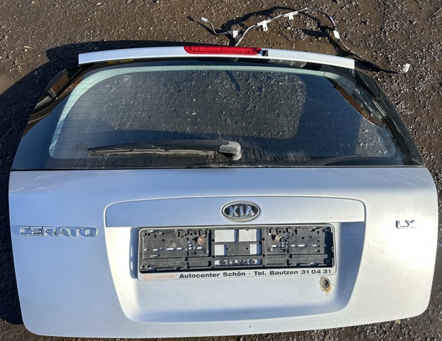 Задні двері багажника KIA Cerato 1