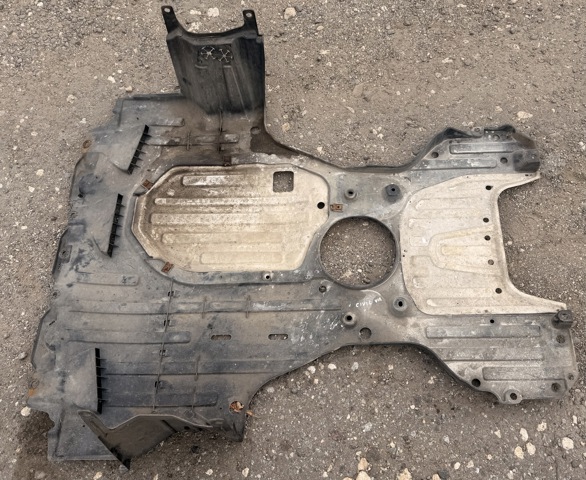 Захист піддона двигуна 74110SMGE00 HONDA