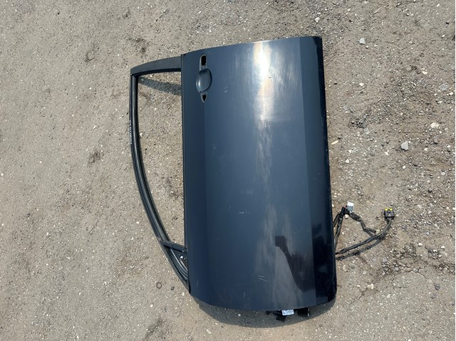 Водійські двері 80101AV632 NISSAN
