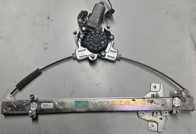 Склопідйомник передньої лівої двері 824031C010 HYUNDAI