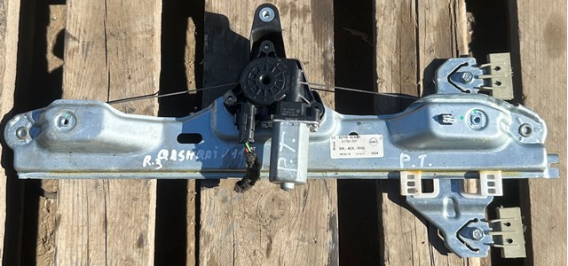 Склопідйомник задніх правих дверей 827004EA0A NISSAN
