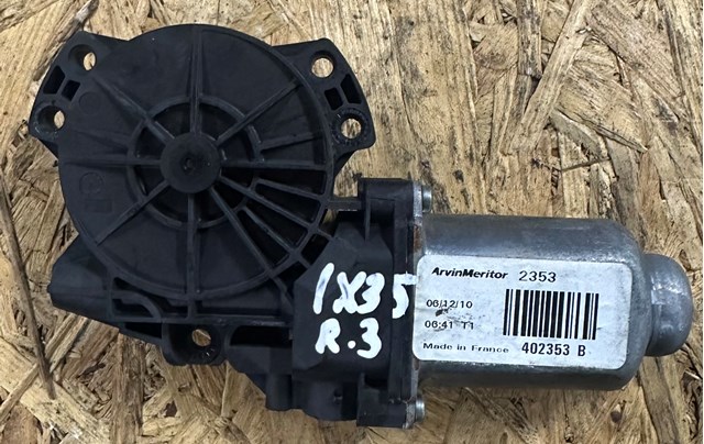 Склопідйомник задніх правих дверей 834602S000 HYUNDAI