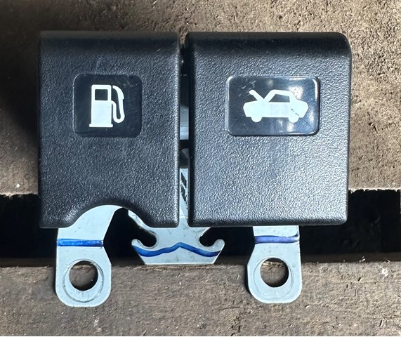 Ручка відкривання замка/лючка бензобака 846104EA0A NISSAN