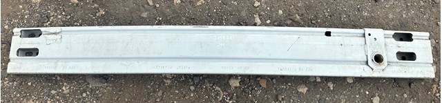 Буфер бампера заднього 850304EA0A NISSAN