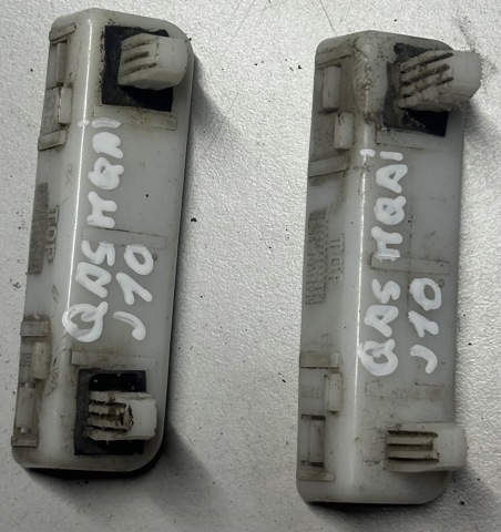 Амортизатор бампера заднього 85222JD00A NISSAN