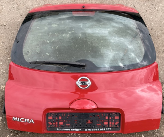 Задня ляда 90100AX630 NISSAN
