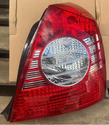 Задній правий стоп 924022D510 HYUNDAI