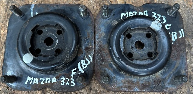 Опора стійки амортизатора переднього CB0134380 MAZDA
