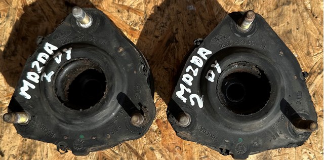 Опора стійки амортизатора переднього DD3234380 MAZDA