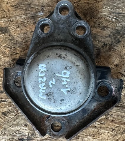 Права подушка двигуна DD3239060 MAZDA