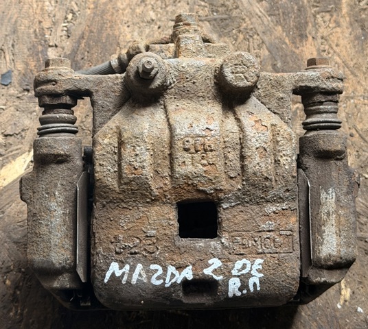 Супорт гальмівний, передній, правий DF7133980C MAZDA