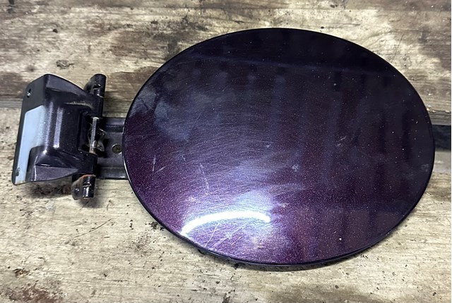Лючок (дверцята) бензобака G21B42410D MAZDA