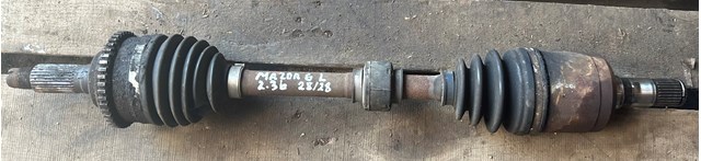 Привід передній лівий GD382560XB MAZDA