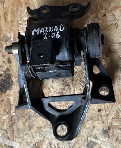 Ліва опора двигуна GJ5A39070 MAZDA