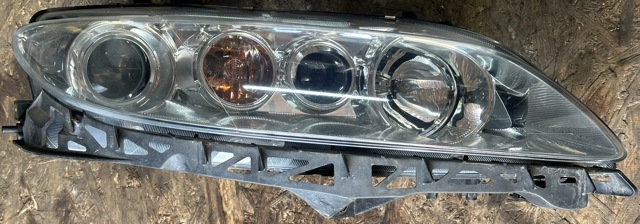 Фара передня права GJ6R510K0C MAZDA