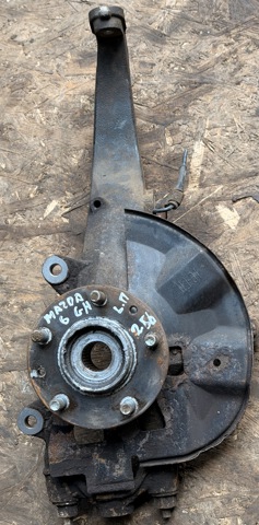 Цапфа поворотна ліва GS1D33031 MAZDA