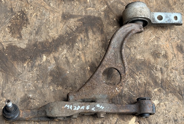 Поперечний важіль GS1D34350H MAZDA