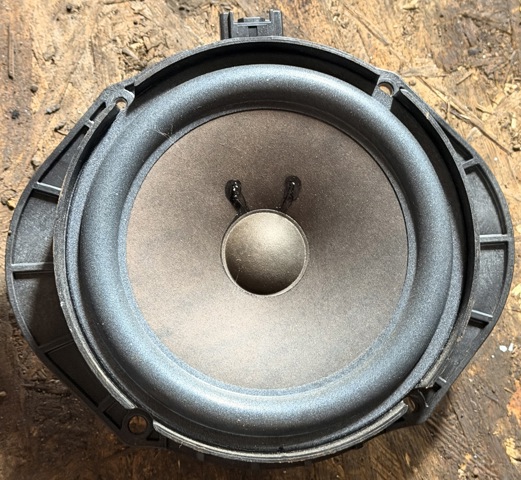 Гучномовець GS1G66960A MAZDA