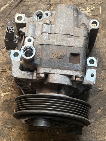Компресор кондиціонера H12A1AF4DW MAZDA