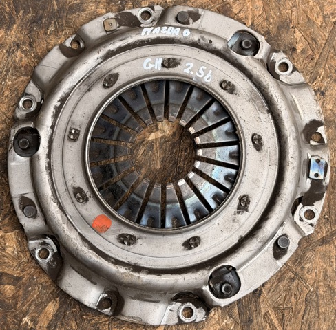 Корзина зчеплення L50116410 MAZDA