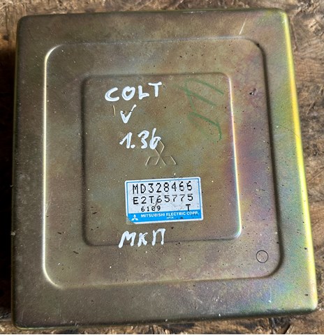 Блок двигуна MD328466 MITSUBISHI