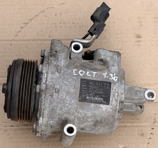 Насос кондиціонера MN164472 MITSUBISHI