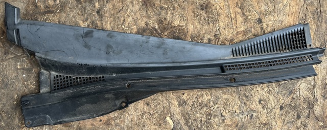 Решітка повітрозабірника салону MR533286 MITSUBISHI