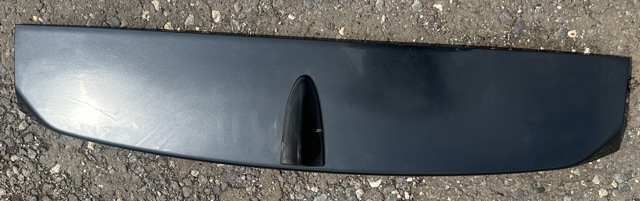 Спойлер 3/5-й, задніх дверей MR638610 MITSUBISHI
