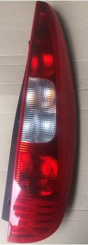 Задній правий стоп MR957374 MITSUBISHI