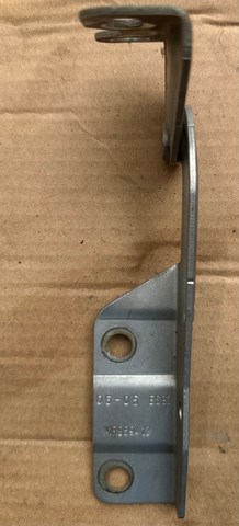 Петля капота, права MR959412 MITSUBISHI
