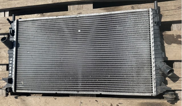 Підвіска радіатора Z60215200C MAZDA