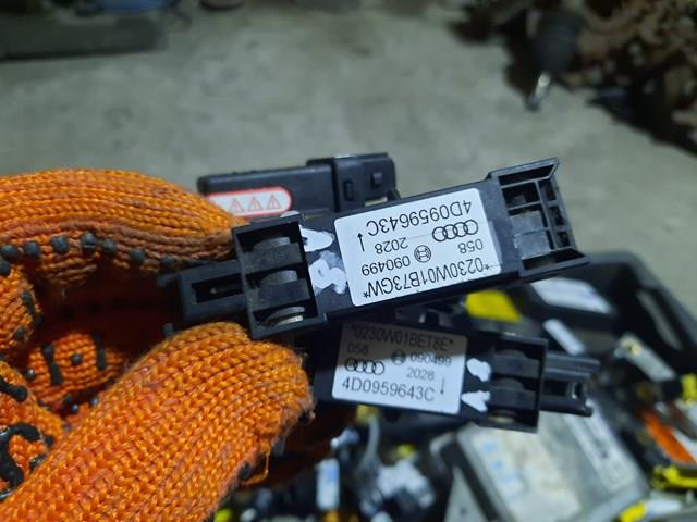 Датчик поперечного прискорення (ESP) 4D0959643C VAG