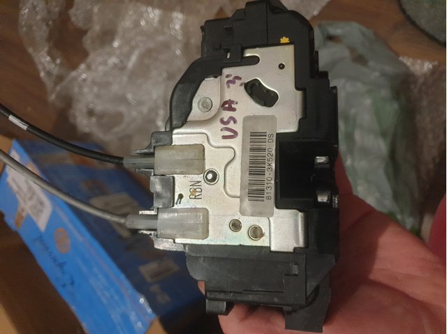 Замок водійських дверей 813103K520 HYUNDAI