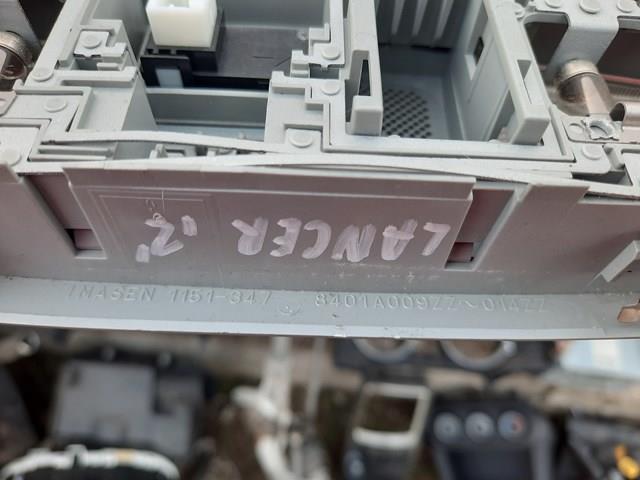 Плафон освітлення кабіни 8401A009ZZ MITSUBISHI