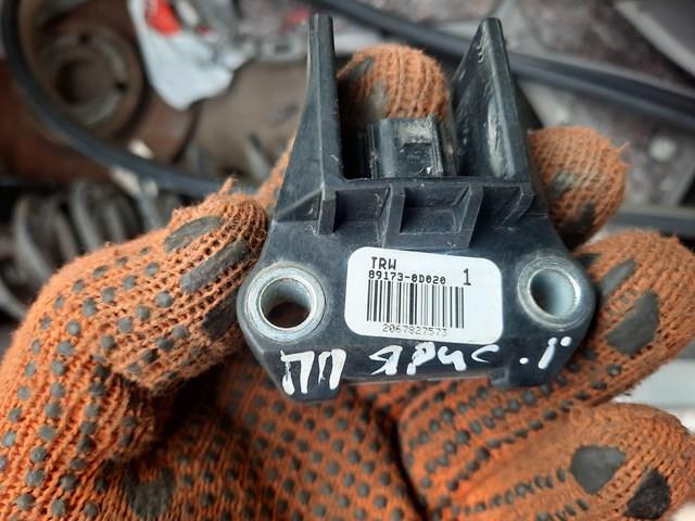Датчик Ейрбег передній 891730D020 TOYOTA