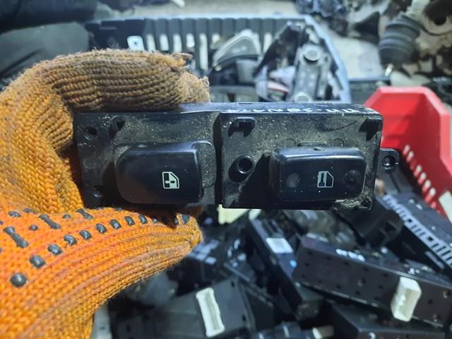 Блок управління дзеркалами заднього виду 935753K010CH HYUNDAI