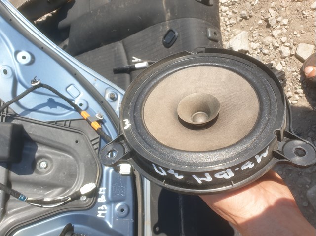 Динамік задньої двері BHP166960 MAZDA