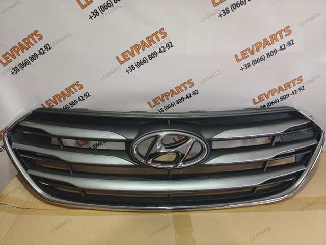 Решітка радіатора 863502WAC0 HYUNDAI