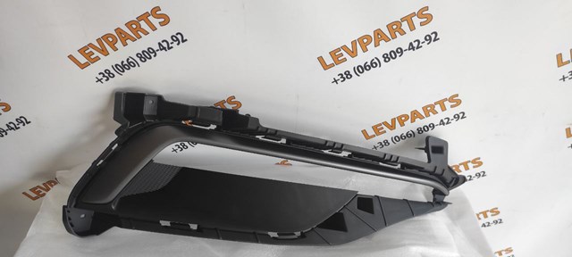 Решітка переднього бампера, права 86522C2300 HYUNDAI