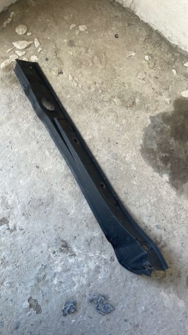Ущільнювач арки крила 51767486826 BMW