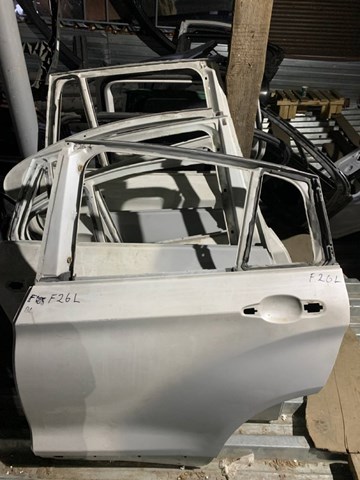 Двері пасажирськи задні ліві 41007364791 BMW
