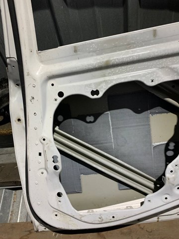 Двері задні 41007408963 BMW