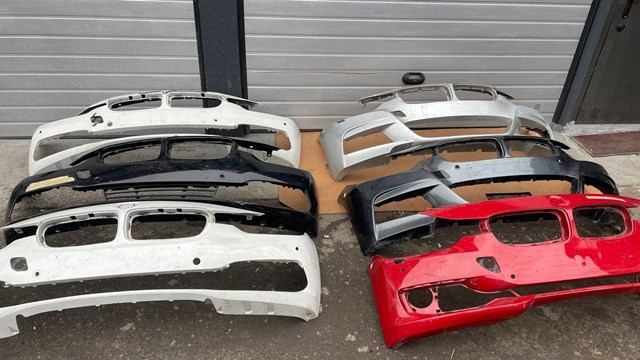 Кожух бампера переднього 51118067944 BMW