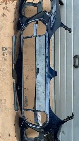 Буфер (бампер) передній 51118098864 BMW