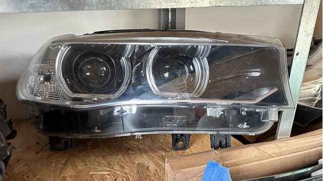 Фара основна права 63117317102 BMW