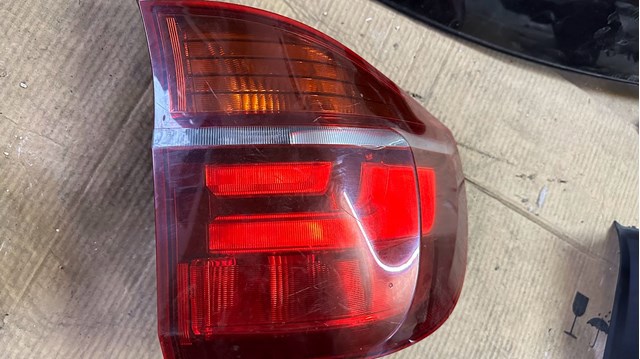 Фара задня права зовнішня 63217227790 BMW