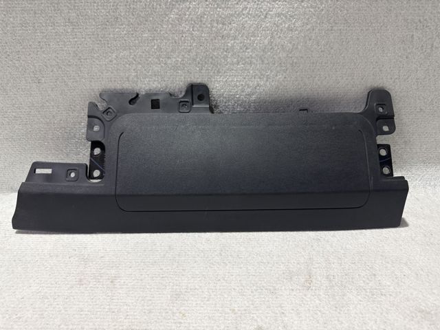 Подушка безпеки (AIRBAG) пасажирська, захисту колін 107782600D TESLA